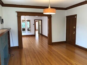 3304 N Hamlin Ave in Chicago, IL - Foto de edificio - Building Photo