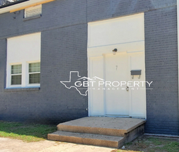 1 Bedroom & 2 Bedroom Apartments in Hamilton, TX - Foto de edificio - Interior Photo