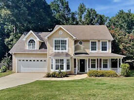 241 Hunters Chase in Mcdonough, GA - Building Photo