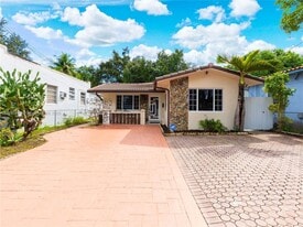 33 NW 58th Ct in Miami, FL - Building Photo