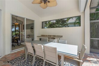 4923 Cerromar Dr in Naples, FL - Building Photo - Building Photo