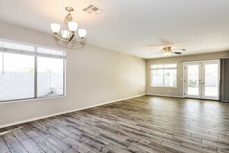 16107 W Adams St in Goodyear, AZ - Foto de edificio - Building Photo