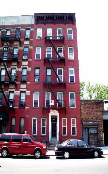 316 E 126th St in New York, NY - Building Photo