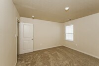 504 Clover Cir photo'