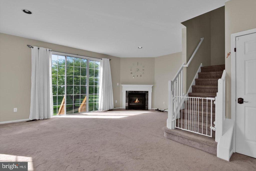 751 Chanticleer in Cherry Hill Township, NJ - Building Photo