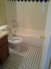 7648 Jana Ln S in Jacksonville, FL - Building Photo - Building Photo