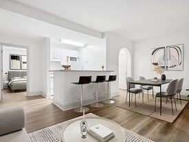 1512 Spruce St in Philadelphia, PA - Building Photo