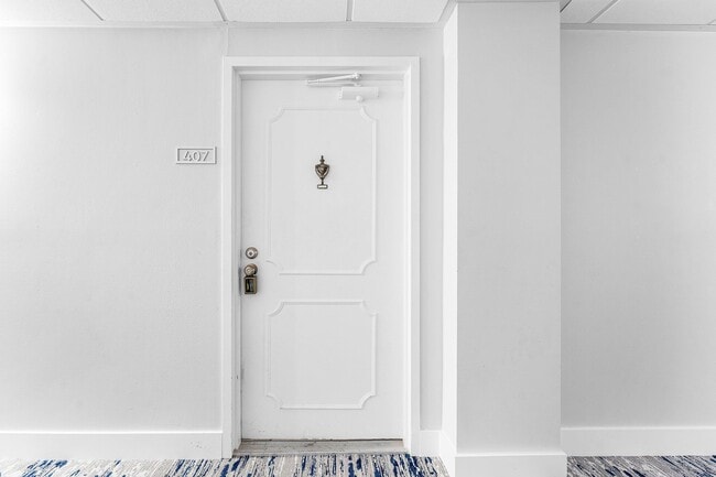 3215 S Ocean Blvd in Highland Beach, FL - Building Photo - Building Photo