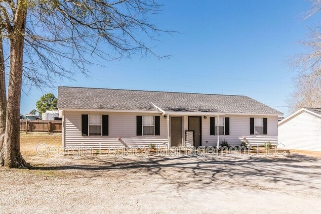 property at 1702 Faulkner Dr