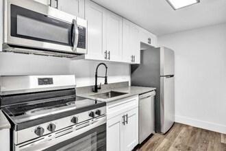 801 SW 15th Ave in Fort Lauderdale, FL - Building Photo - Building Photo