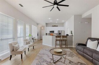 5012 Garber Ln in Fort Worth, TX - Building Photo - Building Photo