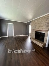 210 W Lincoln Ave in Oshkosh, WI - Building Photo - Building Photo