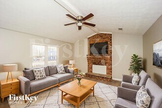 5008 Springtree Ct in Stonecrest, GA - Building Photo - Building Photo