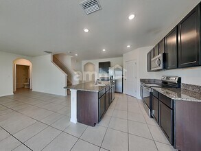 3011 Bridgeman Ct in Plant City, FL - Building Photo - Building Photo