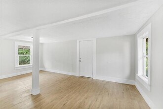 3307 Broadway St in Houston, TX - Building Photo - Building Photo