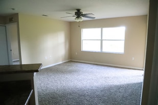 4600 E Moody Blvd in Palm Coast, FL - Building Photo