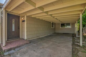 119 Barracuda Ave in Galveston, TX - Building Photo - Building Photo