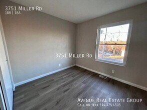 3751 Miller Rd in Arnold, MO - Building Photo - Building Photo