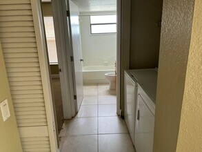 1600 Balfour Point Dr in West Palm Beach, FL - Building Photo - Building Photo