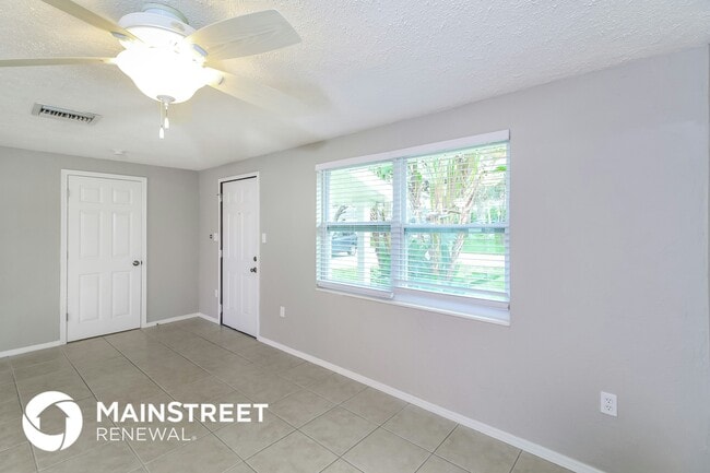 4215 Tarpon Rd in Venice, FL - Foto de edificio - Building Photo