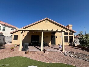 4325 Silvercrest Ct in North Las Vegas, NV - Building Photo - Building Photo