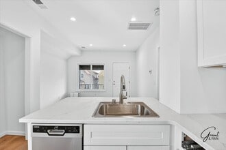 3175-3177 Jacob - Grit and Grind Ventures LLC, Unit 3177 Jacob in Hamtramck, MI - Building Photo - Building Photo