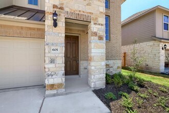605 Silent Crk Cv in Georgetown, TX - Building Photo - Building Photo