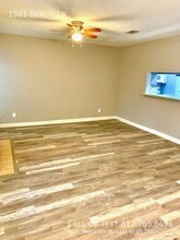 1501 Beach Ln in Arlington, TX - Building Photo - Building Photo