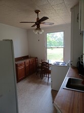 1246 Liberty Rd in Lanham, SC - Foto de edificio - Building Photo