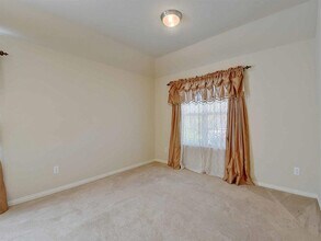 9824 Mcfarring Dr in Fort Worth, TX - Building Photo - Building Photo