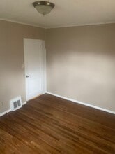 21 Ruth Ct in Springfield, IL - Building Photo - Building Photo