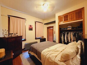 2313 Brown St in Philadelphia, PA - Building Photo - Building Photo