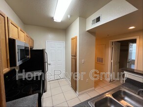 3700 Castle Pines Ln in Orlando, FL - Building Photo - Building Photo