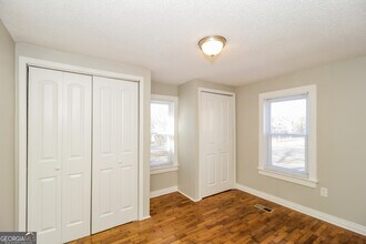 667 Mitchell Dr in Marietta, GA - Building Photo - Building Photo