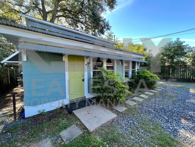 503 Southdown Pl in Lafayette, LA - Building Photo - Building Photo