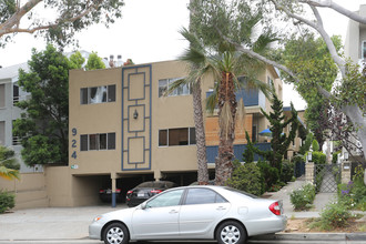 924 7th St in Santa Monica, CA - Building Photo - Building Photo