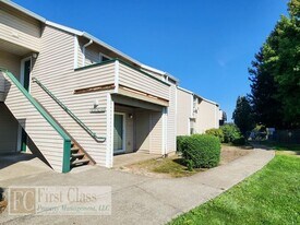 1285 NW 183rd Ave in Beaverton, OR - Building Photo