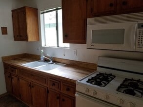 1008 Sierra Ave in Big Bear, CA - Building Photo - Building Photo