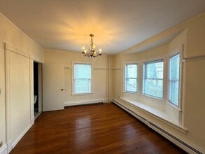 45 Lyman Ave in Medford, MA - Foto de edificio - Building Photo