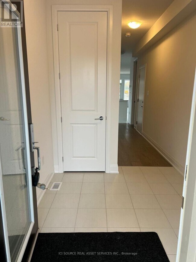 3 Ranch Ter in Barrie, ON - Building Photo - Building Photo