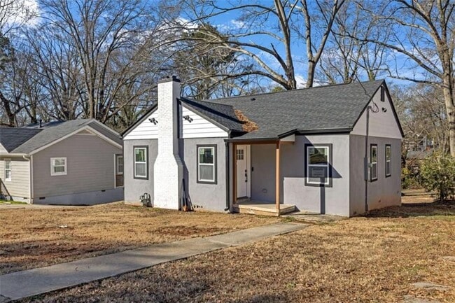 1427 Lorenzo Dr SW in Atlanta, GA - Building Photo - Building Photo