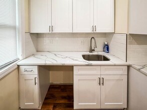170 St Pauls Ave in Jersey City, NJ - Building Photo - Building Photo
