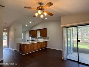 8348 Westover Ct in Jacksonville, FL - Building Photo - Building Photo
