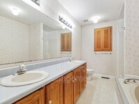 302 Wildmarsh Rd photo'