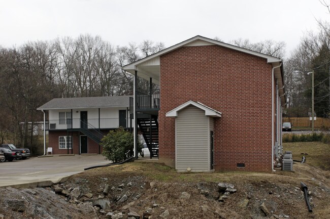 Hickary Place Apartments in Madison, TN - Foto de edificio - Building Photo