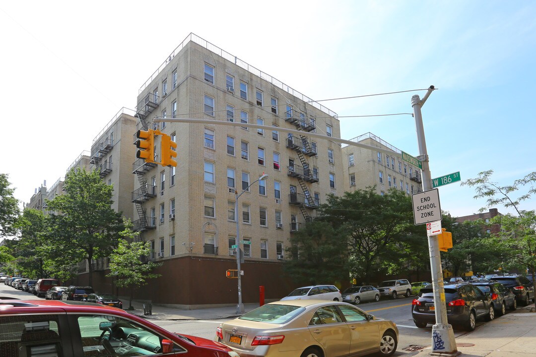 245-255 Wadsworth Ave in New York, NY - Building Photo