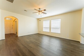 20219 Weeping Pine Way in Richmond, TX - Building Photo - Building Photo
