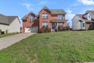 1213 Channelview Dr in Clarksville, TN - Building Photo - Building Photo
