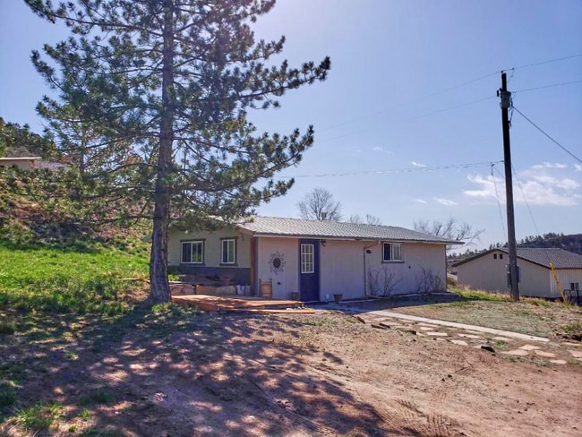 property at 2904 Black Fox Run Ln