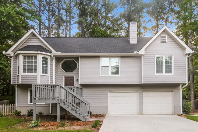 property at 3079 Fox Chase Ct